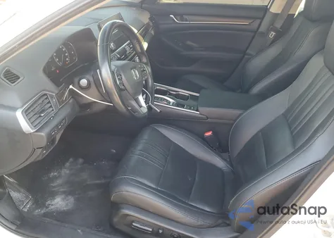 2021 Honda Accord Touring z USA, uszkodzony, nr VIN 1HGCV2F92MA005542